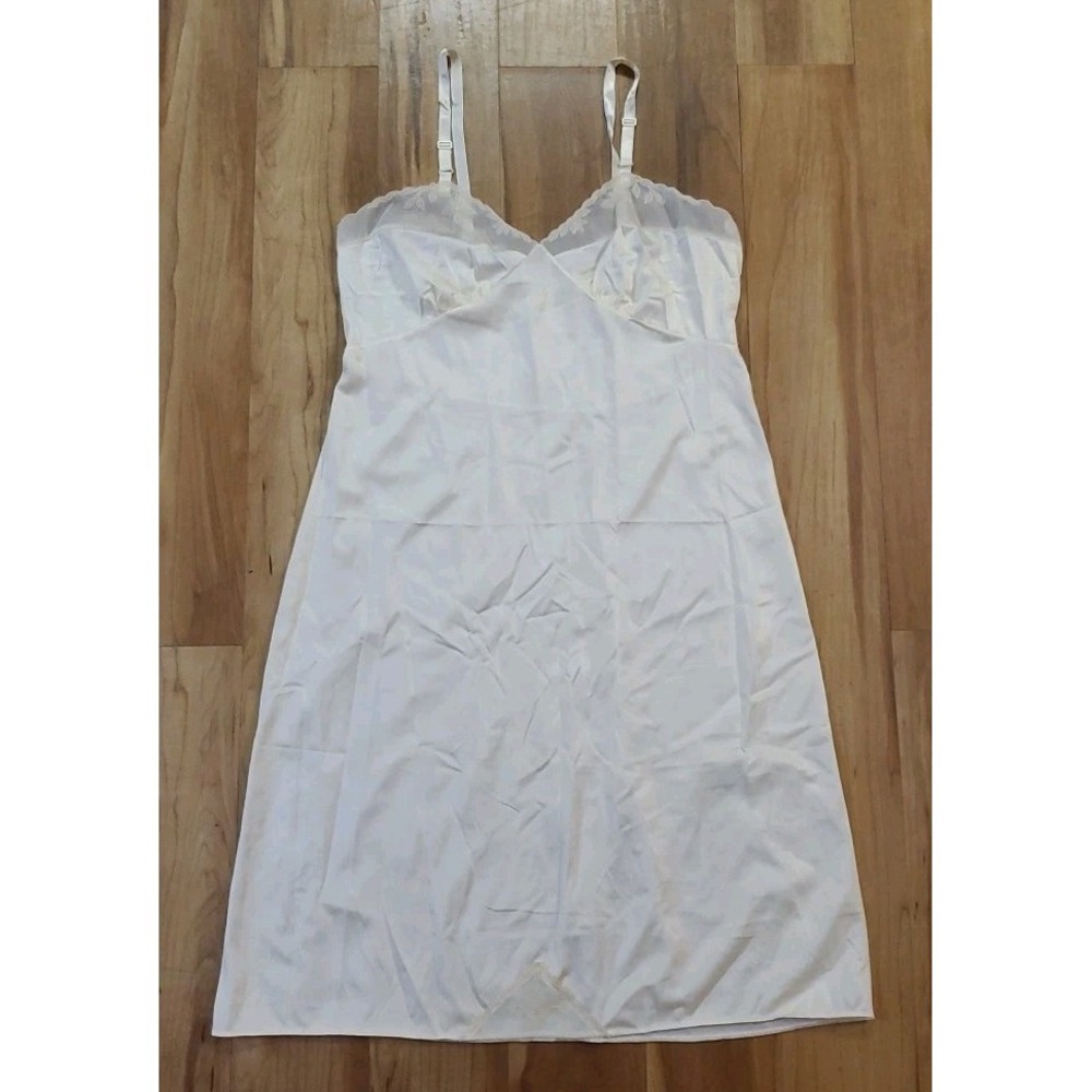 Vintage Ivory Antron Nylon Full Slip Dress Nightgown Womens 38
